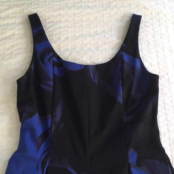 Tank fit & flare dress - Picture 2 of 6